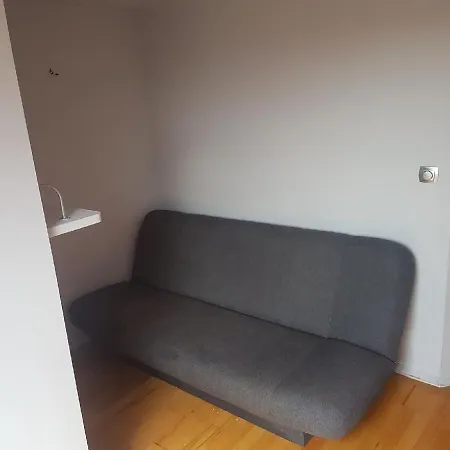 Apartament Reja Old Town *